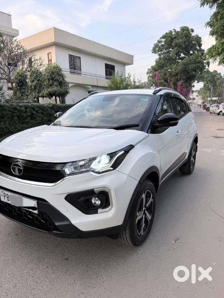 Tata Nexon 1.2 Revotron Xz Plus (s), 2023, Petrol