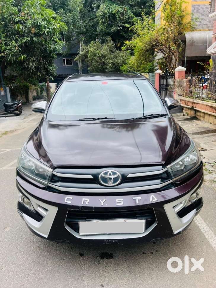 Toyota Innova Crysta