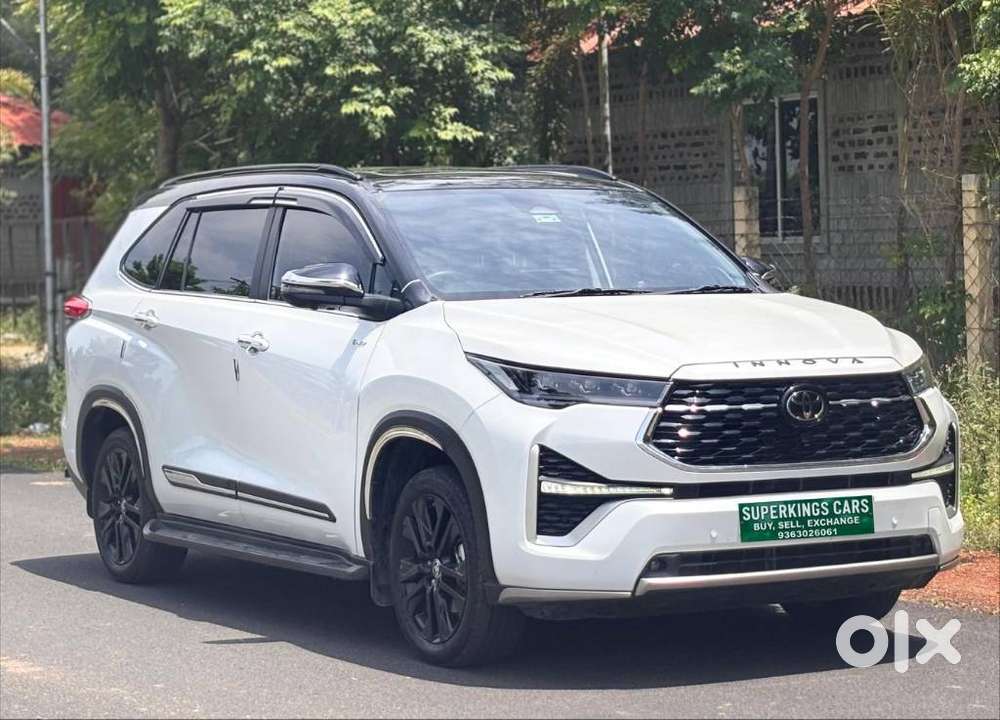 Toyota Innova Hycross 2.0 Zx (o) Hybrid 7 Str, 2025, Petrol