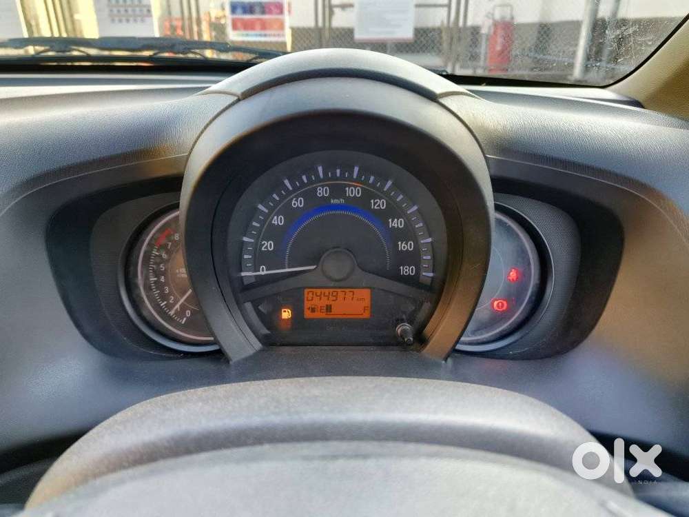 Honda Brio Vx Mt, 2015, Petrol