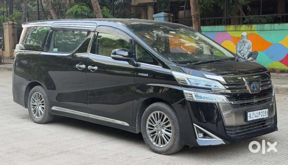 Toyota Vellfire, 2022, Petrol