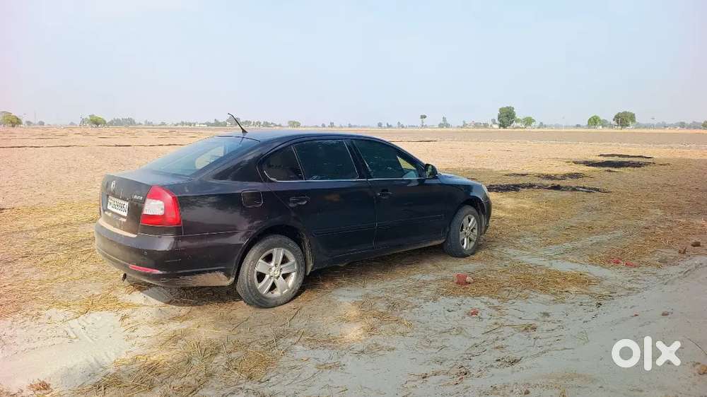 Skoda Laura 1.8 2010 Petrol Manual