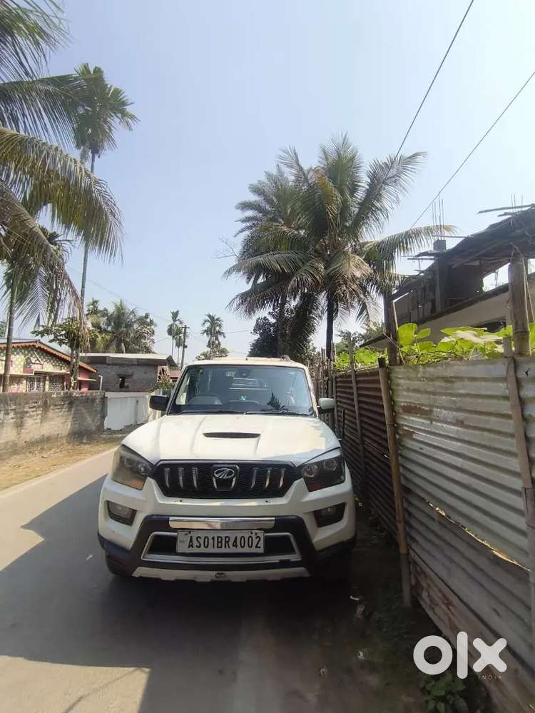 Mahindra Scorpio Classic 2015 Diesel 130000 Km Driven