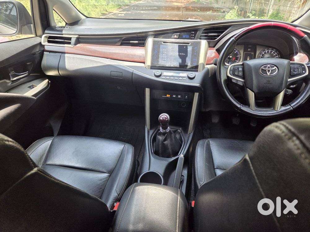 Toyota Innova Crysta 2.4 Z 7 Str, 2016, Diesel
