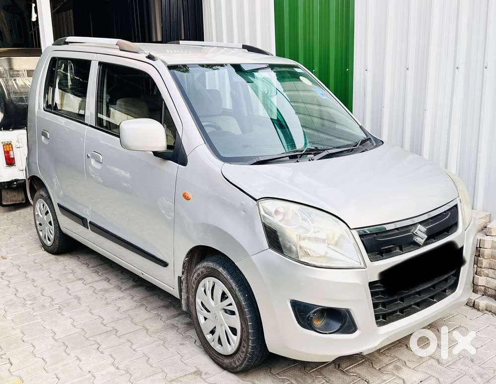 Maruti Suzuki Wagon R Vxi Amt Opt, 2017, Petrol