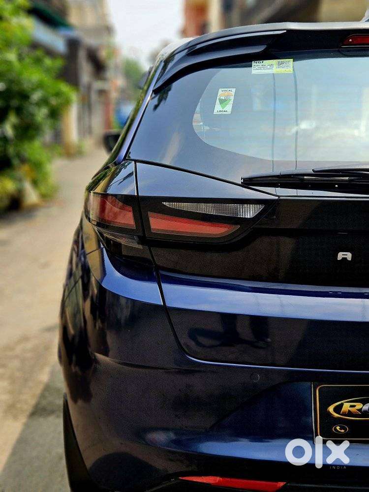 Tata Altroz Xz Plus (s) Dark Edition, 2023, Petrol