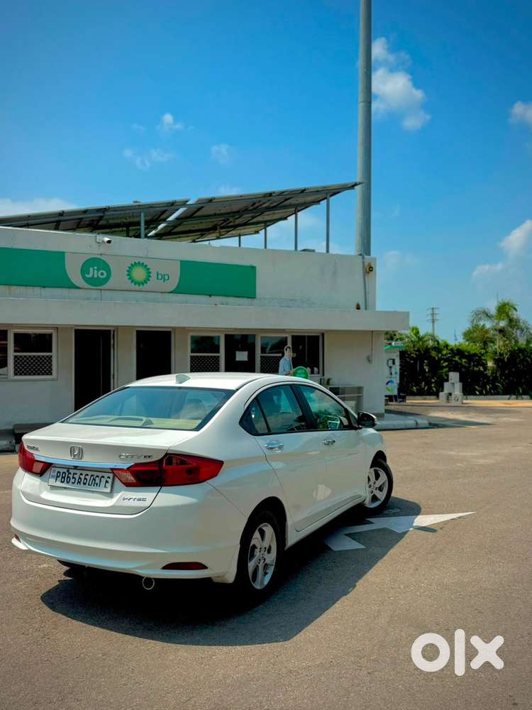 Honda City 2015 Petrol Automatic ( Only Call)