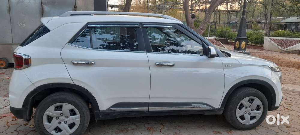 Hyundai Venue S Diesel, 2021, Diesel