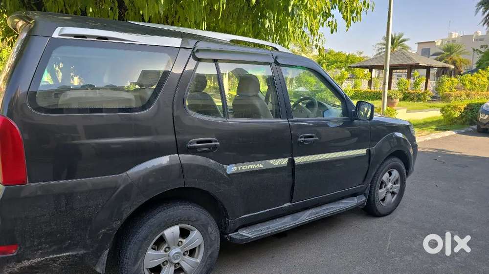 Tata Safari Storme 2015 Diesel Well Maintained