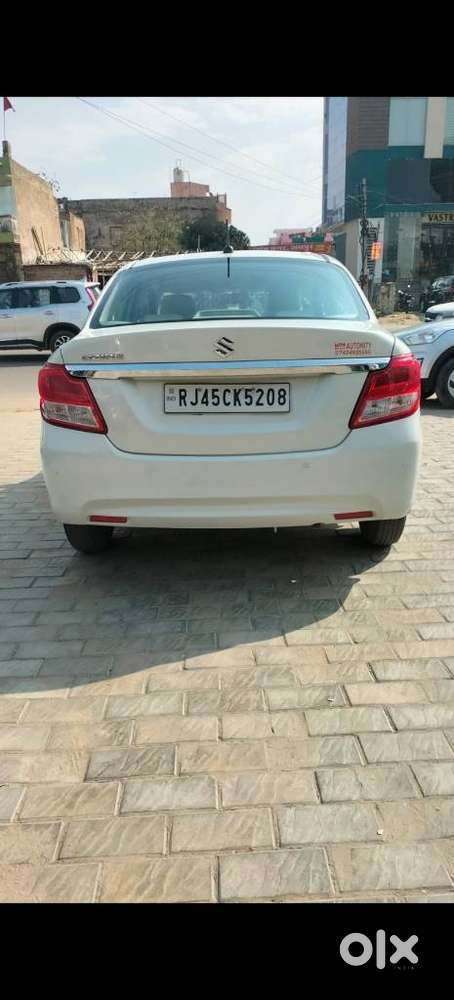Maruti Suzuki Dzire 1.2 Vxi Amt, 2020, Petrol