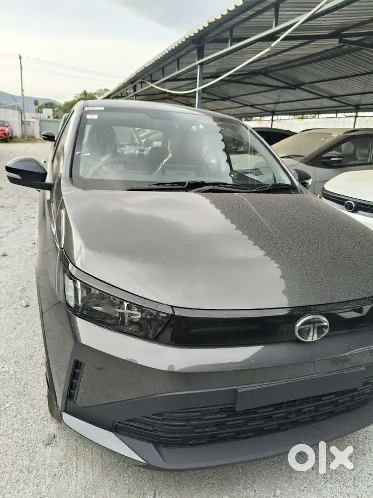 Tata Tiago Pure Plus