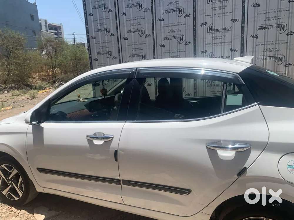 Hyundai Aura 2025 Cng & Hybrids 72000 Km Driven