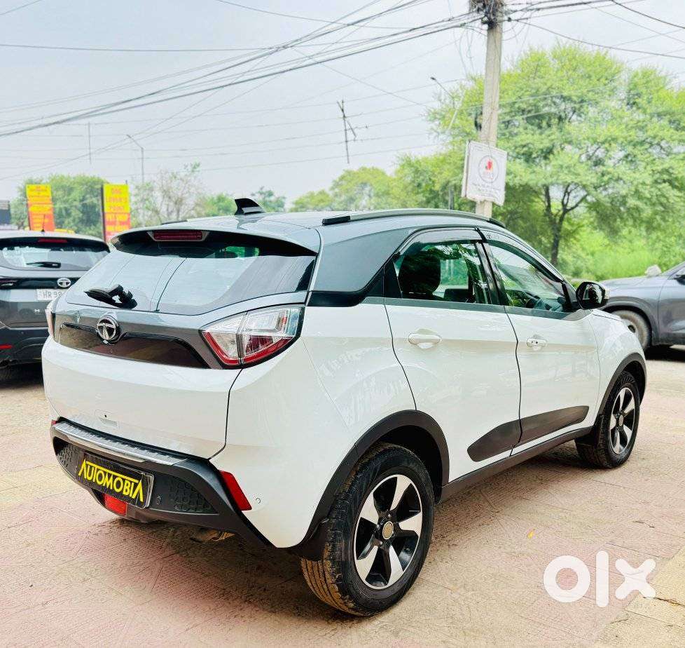 Tata Nexon 1.5 Revotorq Xza Plus Dualtone, 2018, Diesel