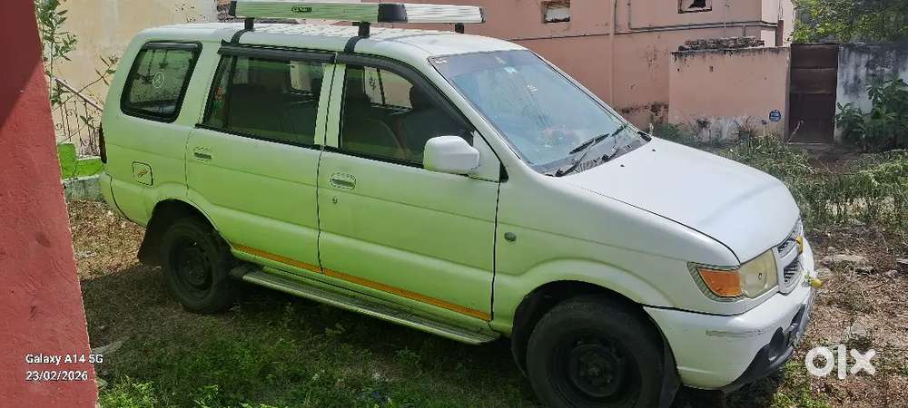 Chevrolet Tavera Neo 2016