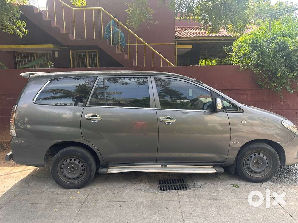 Toyota Innova 2011 Diesel 148575 Km Driven