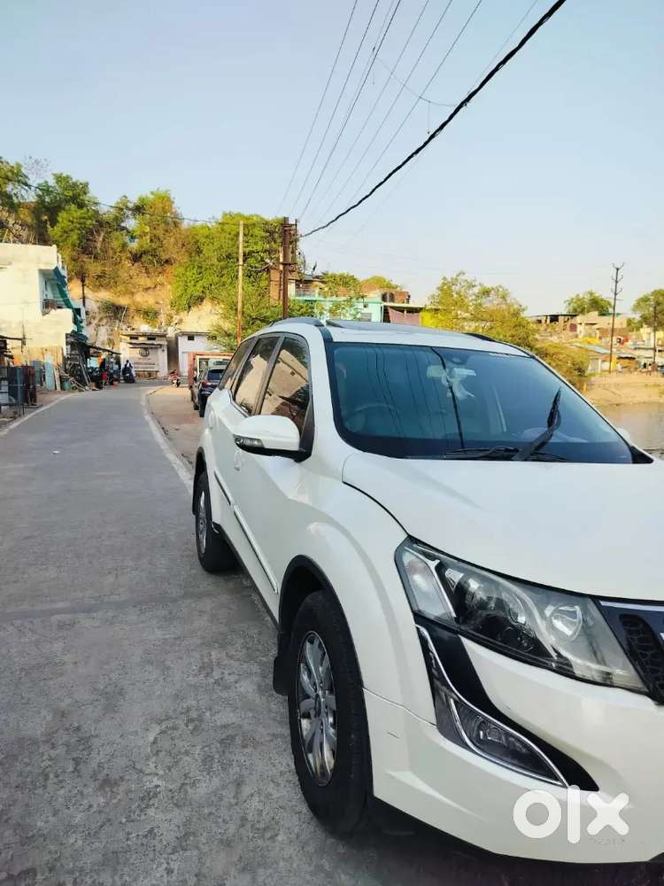 Mahindra Xuv500 2016 Diesel 64000 Km Driven
