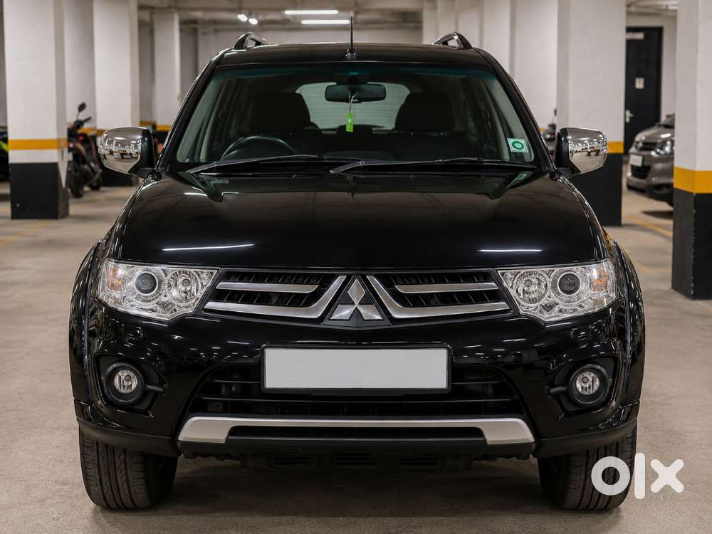 Mitsubishi Pajero Sports Automatic ₹1,100,000