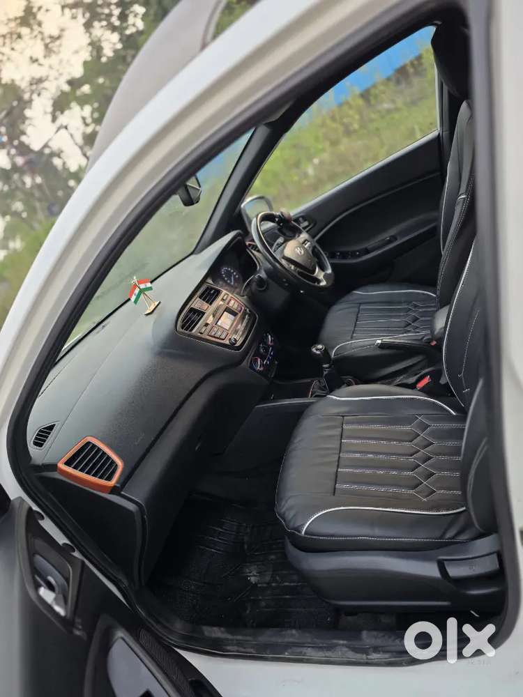 Hyundai I20 Active 
Petrol 
Full Insurance
Central Locking