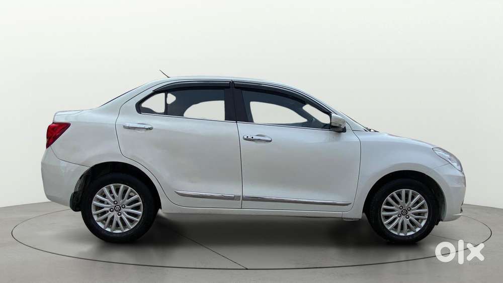 Maruti Suzuki Swift Dzire Amt Zxi, 2021, Petrol