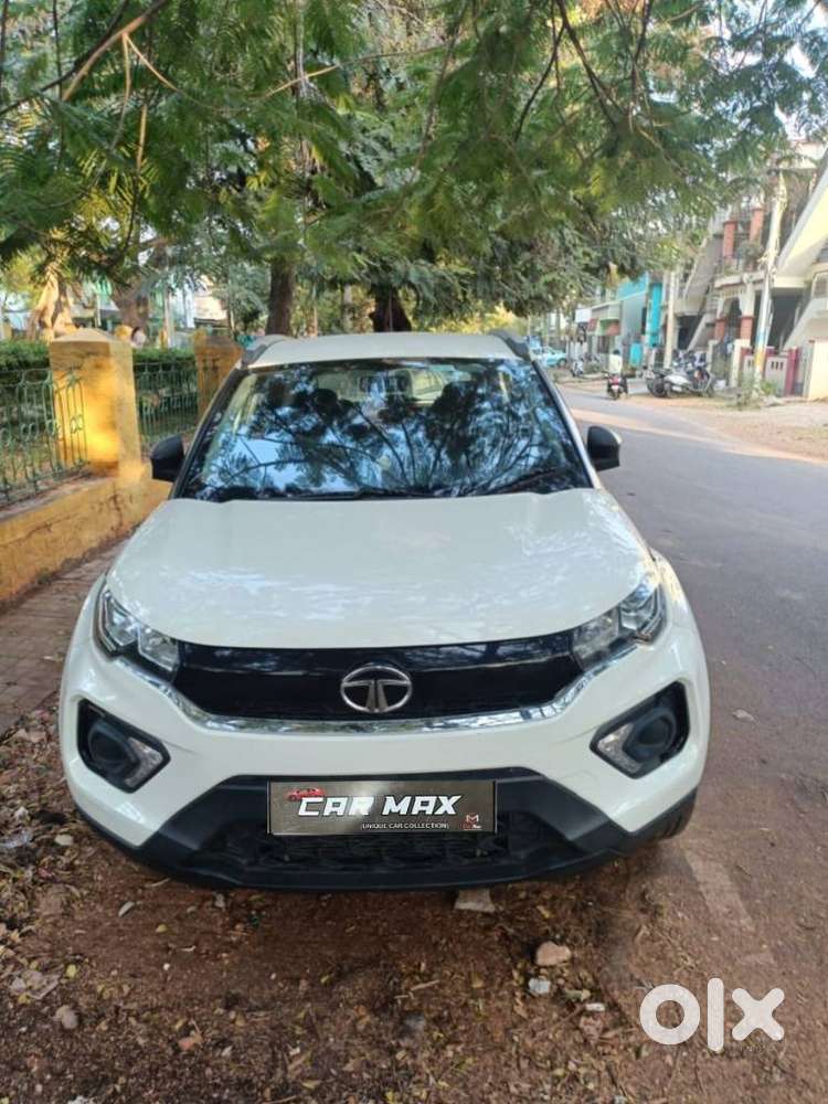 Tata Nexon 1.5 Revotorq Xm (s), 2022, Diesel