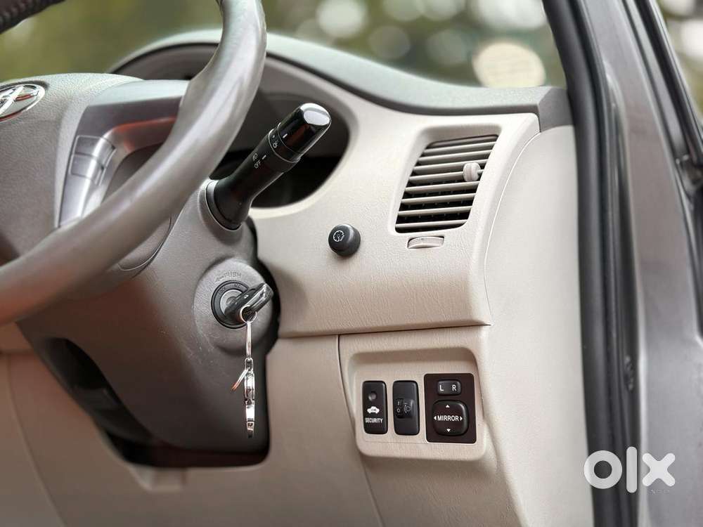 Toyota Innova 2.5 V 7 Str, 2014, Diesel