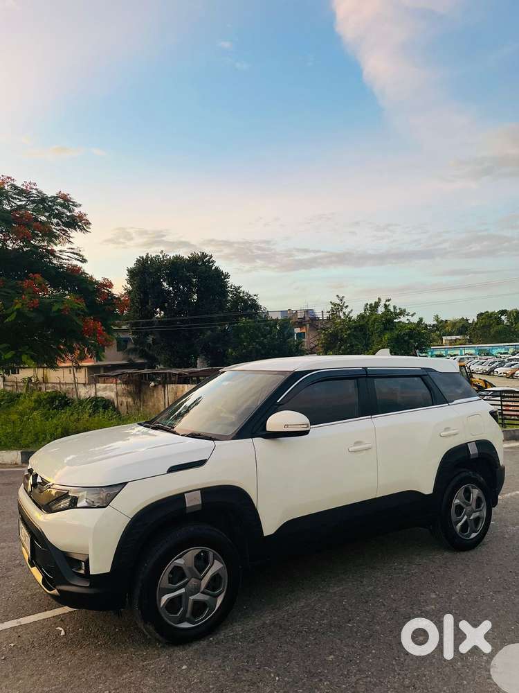 Maruti Suzuki Brezza 1.5 Vxi Smart Hybrid, 2024, Petrol