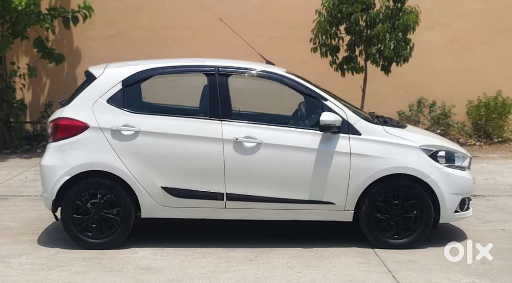 Tata Tiago 1.05 Revotorq Xz Wo Alloy, 2017, Diesel