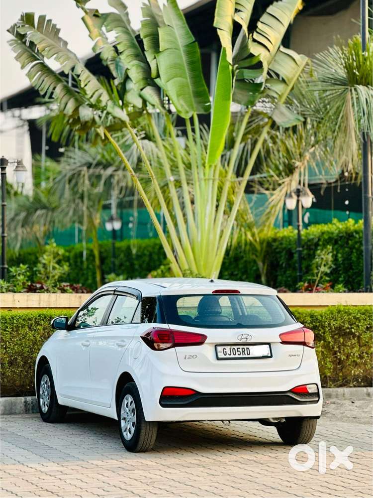 Hyundai I20 Sportz 1.4 At Vtvt, 2018, Cng & Hybrids