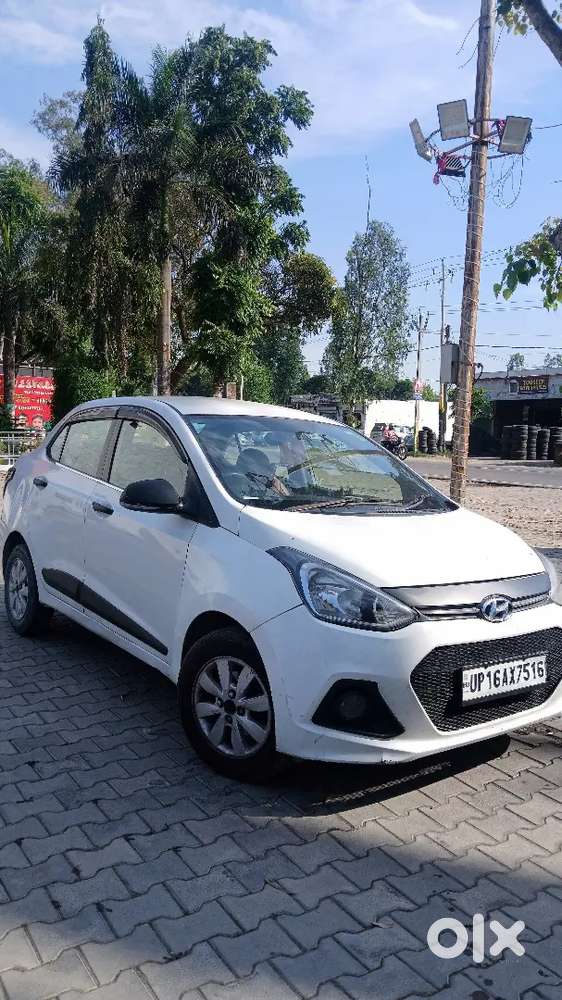 Hyundai Xcent 2015 Diesel Well Maintained