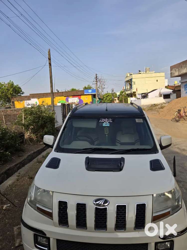Mahindra Tuv 300 2016 Diesel Good Condition