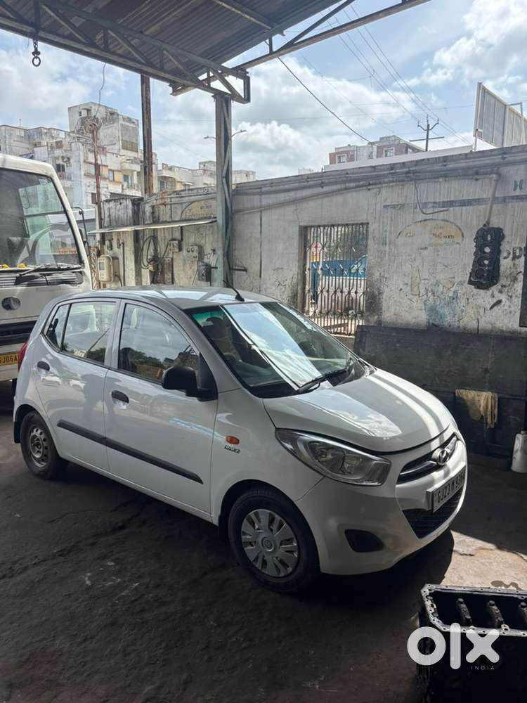 Hyundai I10 2013 Cng 70000 Km Driven