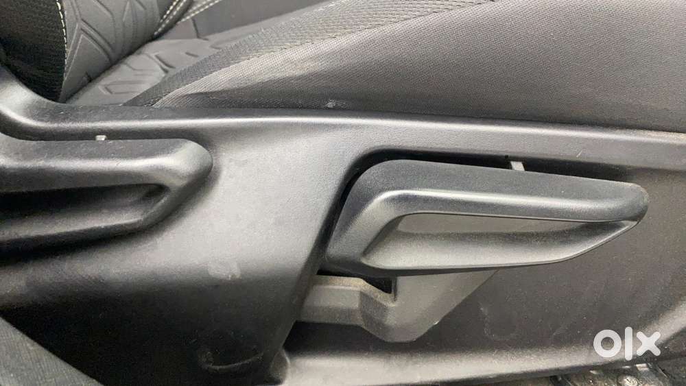 Tata Nexon 1.2 Revotron Xza Plus, 2022, Petrol