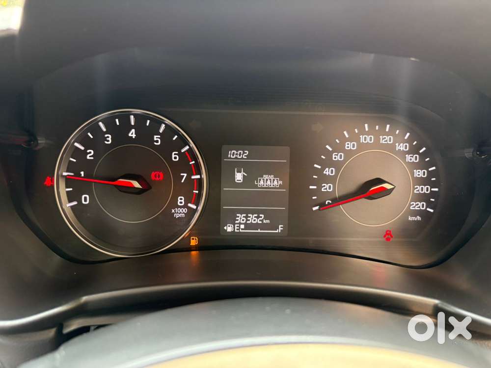 Maruti Suzuki Swift Vxi Optional, 2024, Petrol