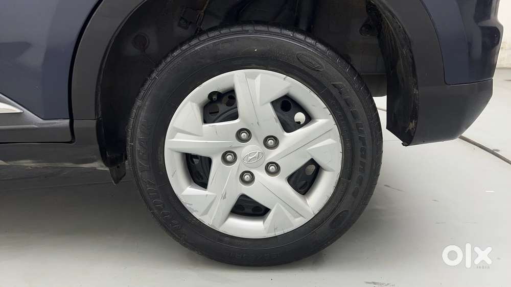 Hyundai Venue 1.2 S Plus, 2021, Petrol