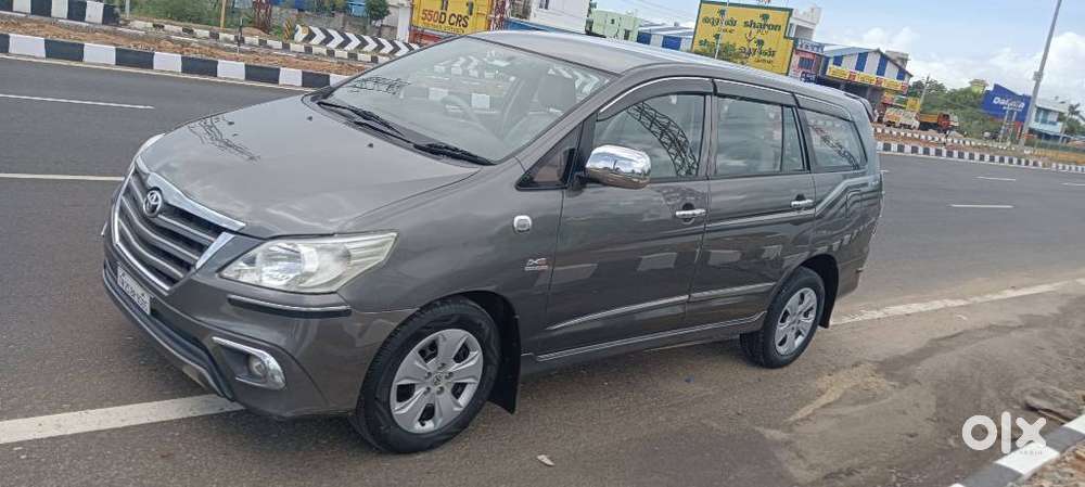Toyota Innova, 2014