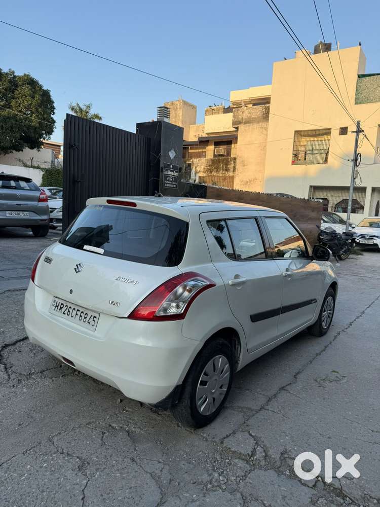 Maruti Suzuki Swift Vxi Optional, 2014, Petrol