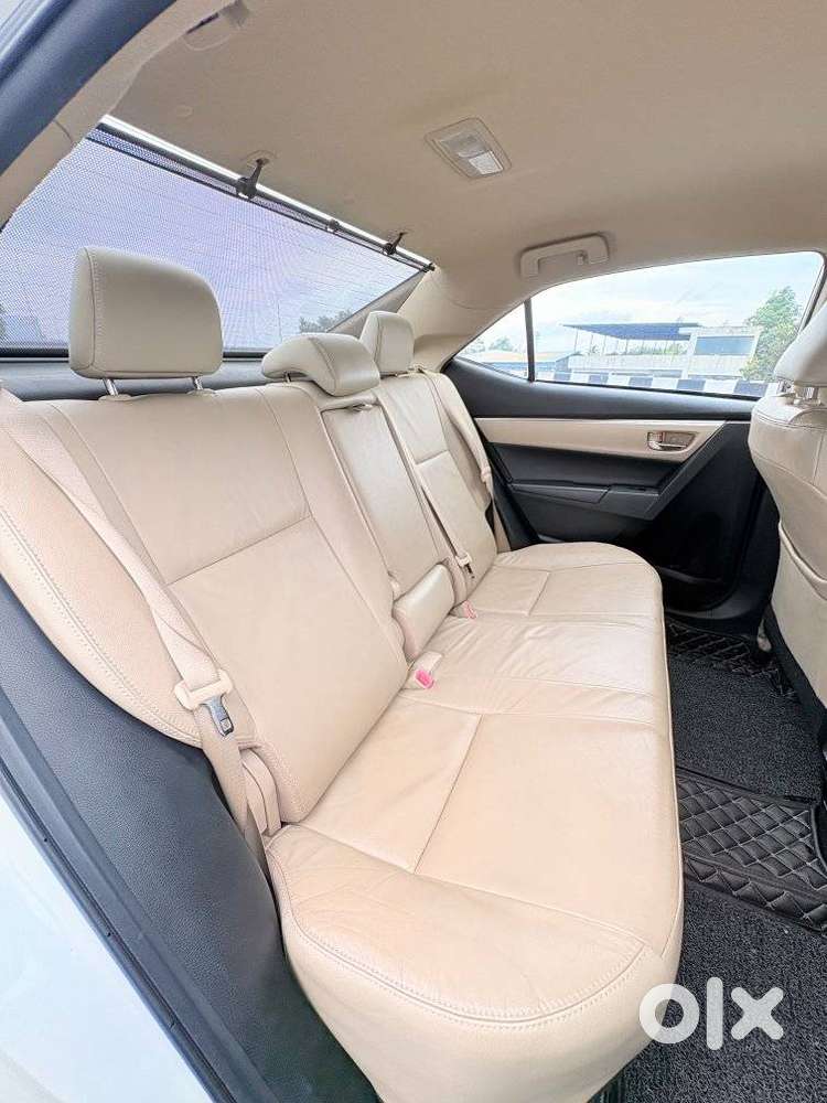 Toyota Corolla Altis Vl, 2014, Petrol