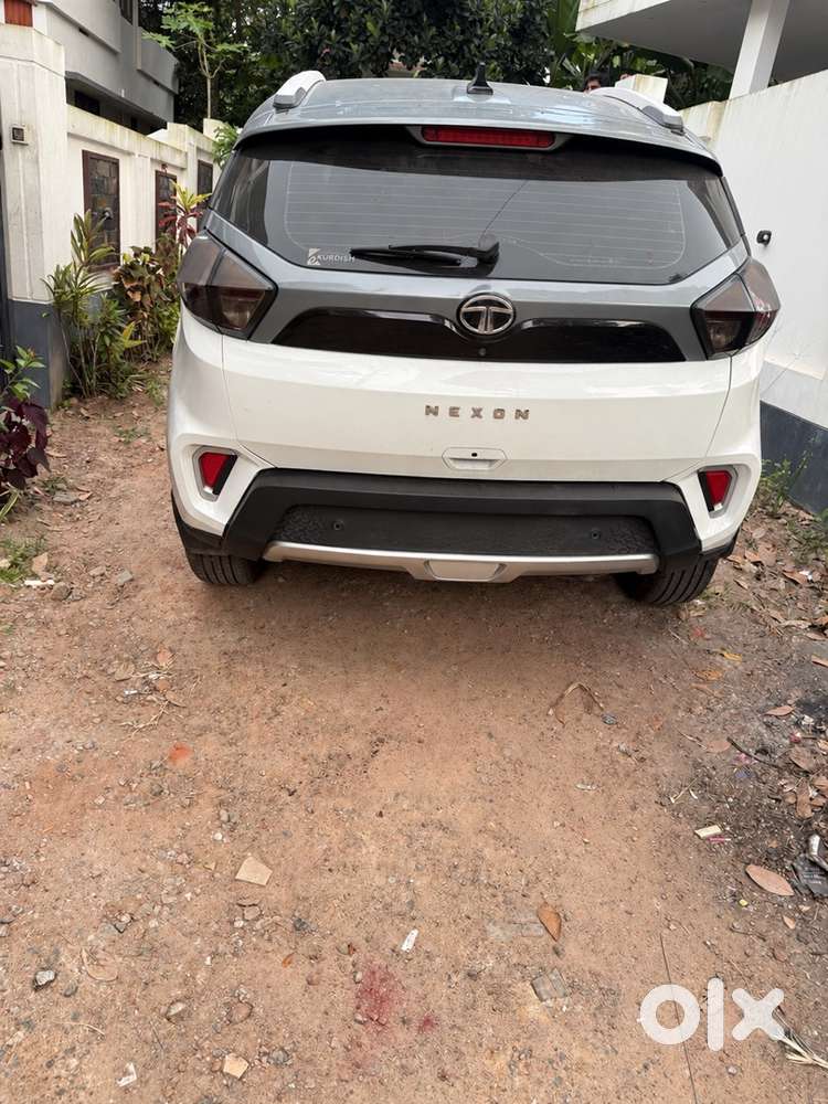 Tata Nexon 2022 Petrol