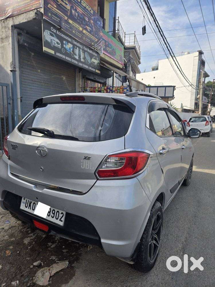 Tata Tiago Xz, 2017, Petrol
