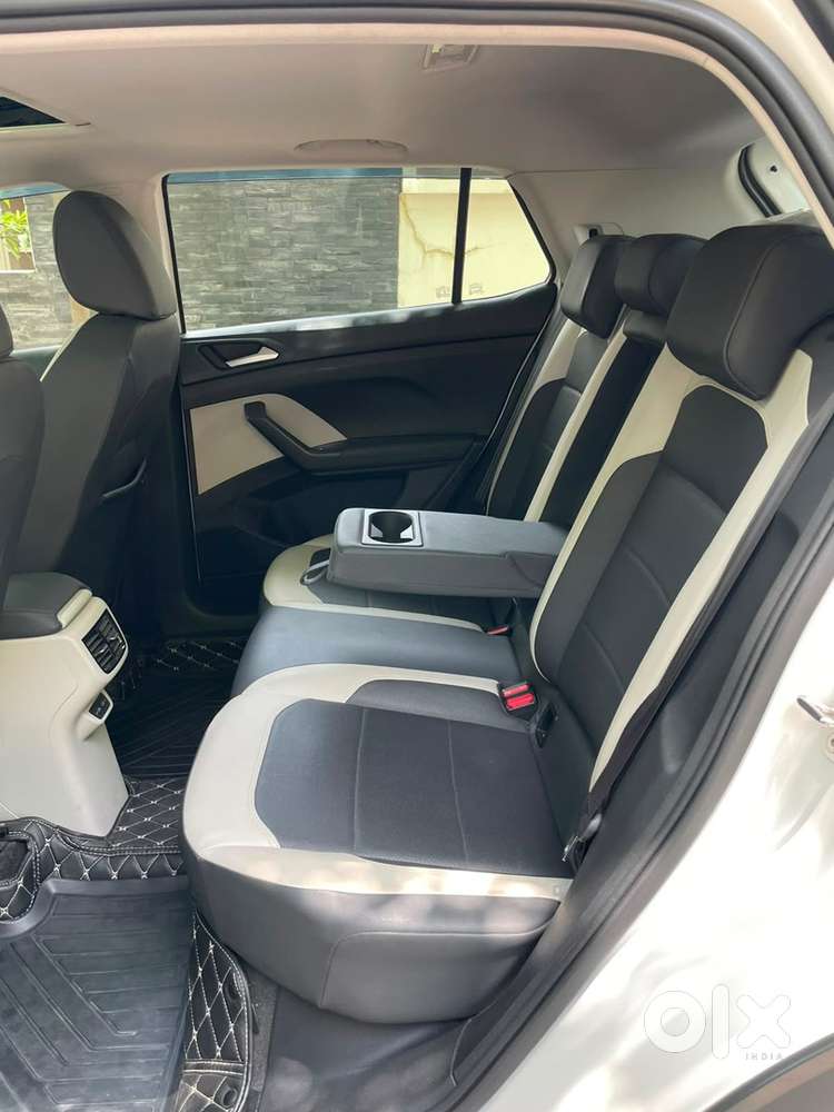 Volkswagen Taigun Petrol Automatic 2024