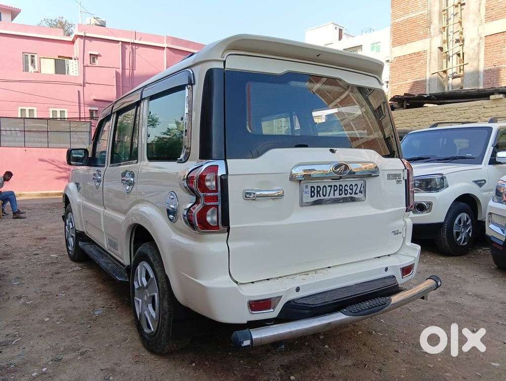 Mahindra Scorpio 2.2 S7 7 Str, 2018, Diesel