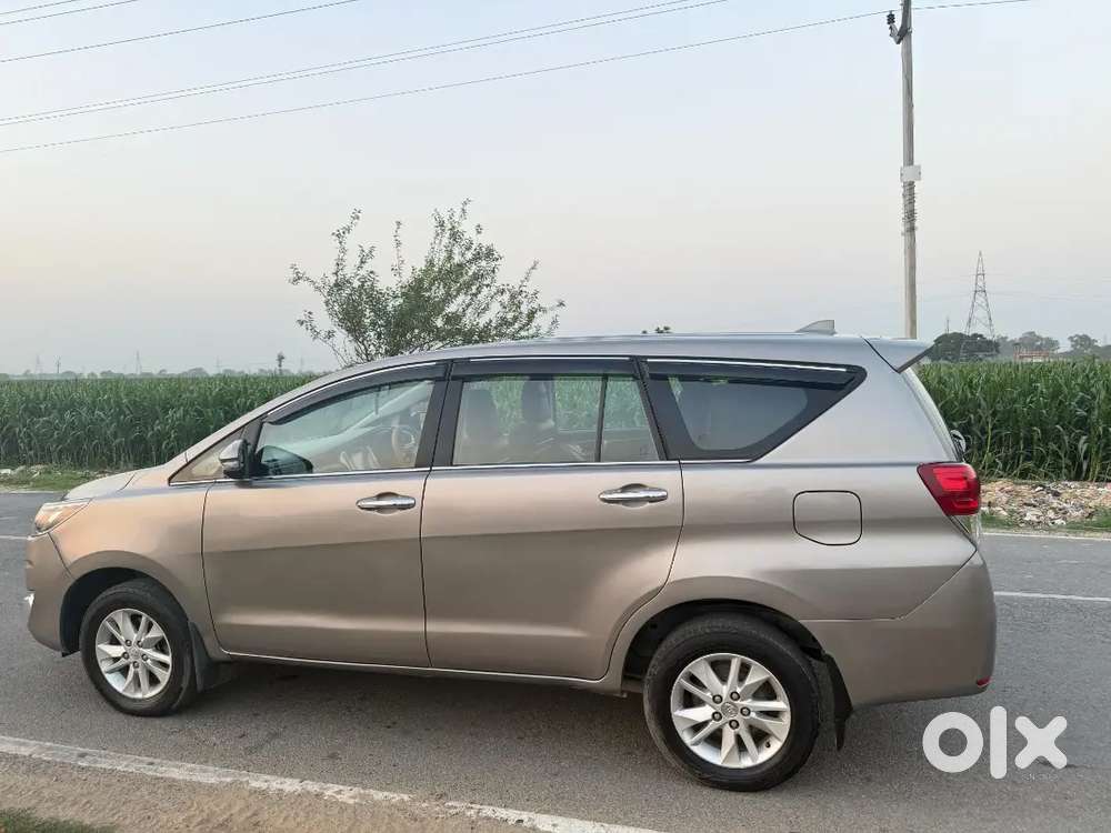 Toyota Innova Crysta 2017 Diesel 190000 Km Driven