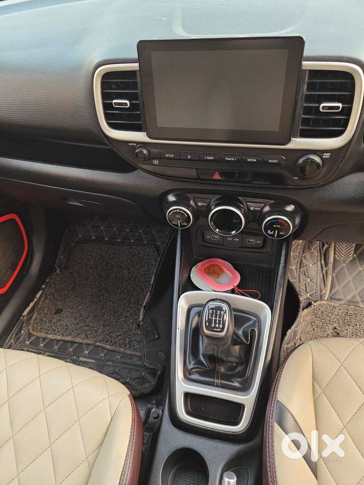 Hyundai Venue Sx Mt, 2021, Diesel