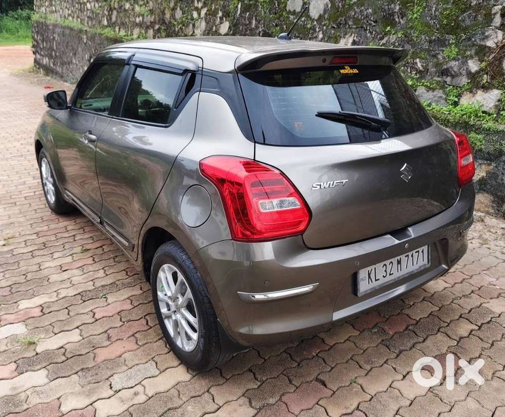 Maruti Suzuki Swift Zxi Plus Amt Dual Tone, 2018, Petrol
