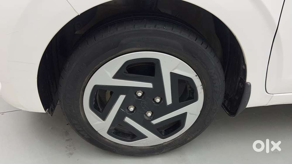 Hyundai Aura [2023-ongoing] 1.2 S Petrol Manual, 2025, Petrol