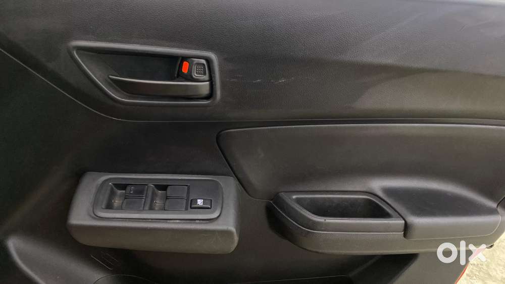 Maruti Suzuki Swift Vvt Lxi, 2023, Petrol