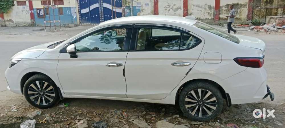 Honda City 1.5 V Cvt I-vtec Mt, 2023, Petrol
