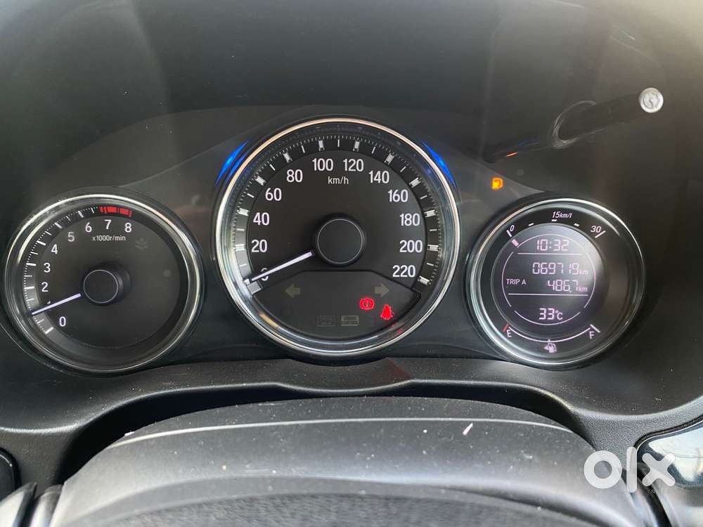 Honda City I-vtec V, 2018, Petrol