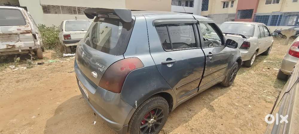 Maruti Suzuki Swift 2006 Petrol 100000 Km Driven