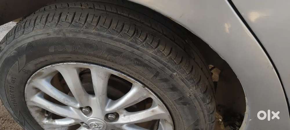 Toyota Etios Cross 2011